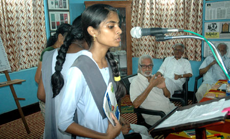 Reciting Edasseri poem - student of A.V. Higher Secondary School