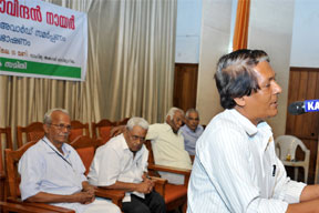 Prof. Vatsalan Vathusseri delivering Edasseri Memorial Speech.