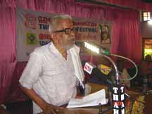 Mahakavi Akkitham delivering the presidential speech at the inaugural session